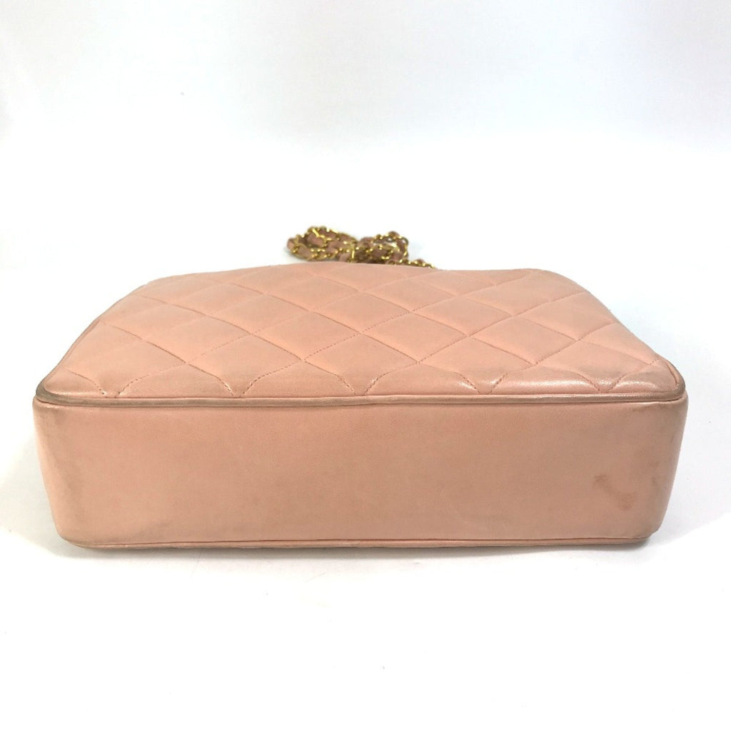 Chanel Pink Leather Shoulder Bag (Pre-Owned)