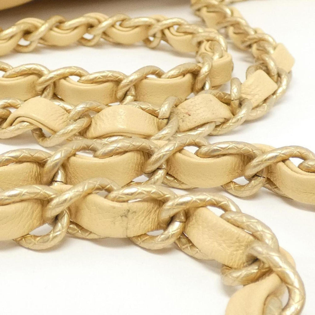 Chanel Beige Leather Shoulder Bag (Pre-Owned)