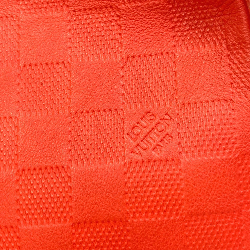 Louis Vuitton Orange Other Briefcase (Pre-Owned)