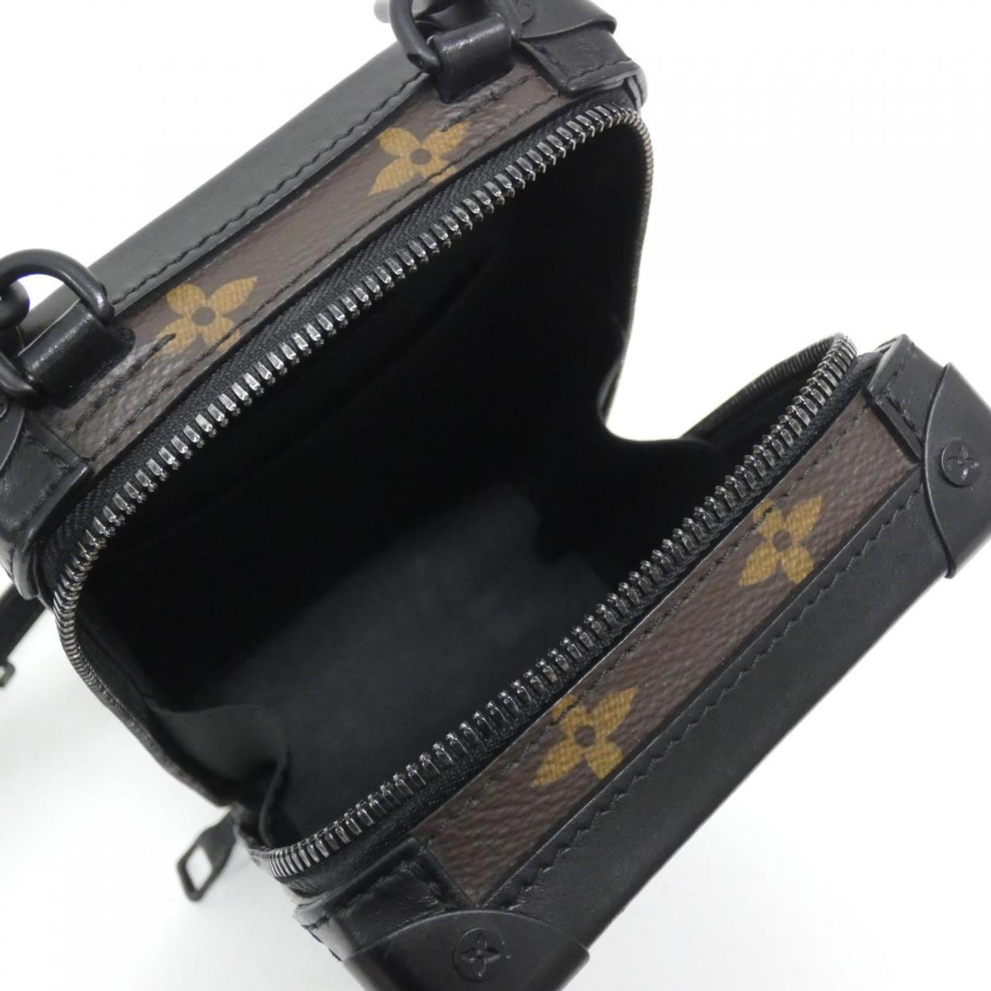 Louis Vuitton Monogram Tuffetage Black Marron Monogram Monogram Shoulder Bag (Pre-Owned)