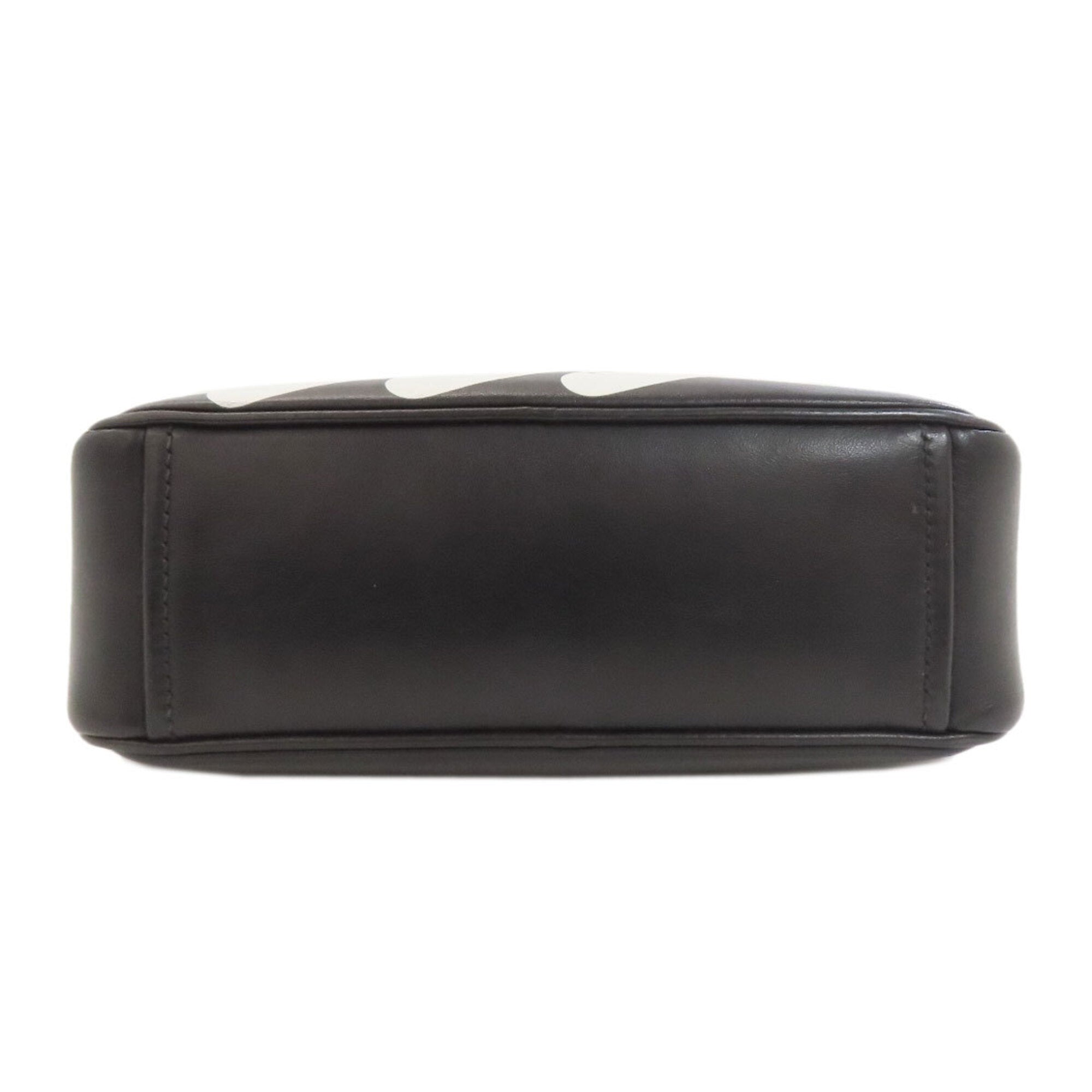 Prada Black Leather Shoulder Bag (Pre-Owned)