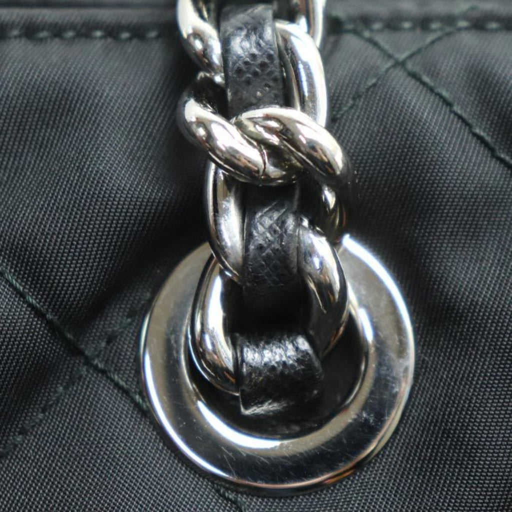 Prada Black Nylon Tote Bag (Pre-Owned)