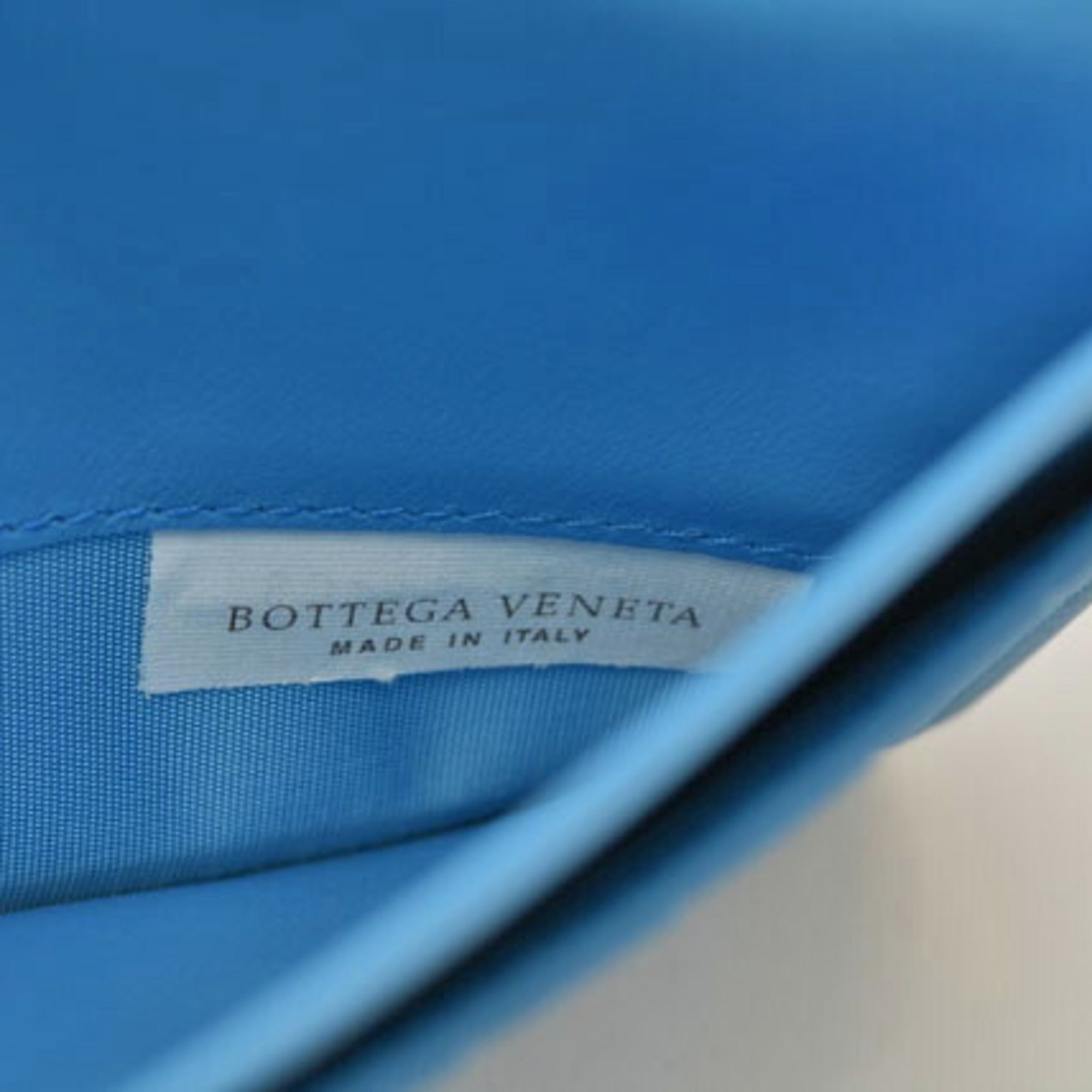 Bottega Veneta Intrecciato Light Blue Leather Long Wallet (Bi-Fold) (Pre-Owned)