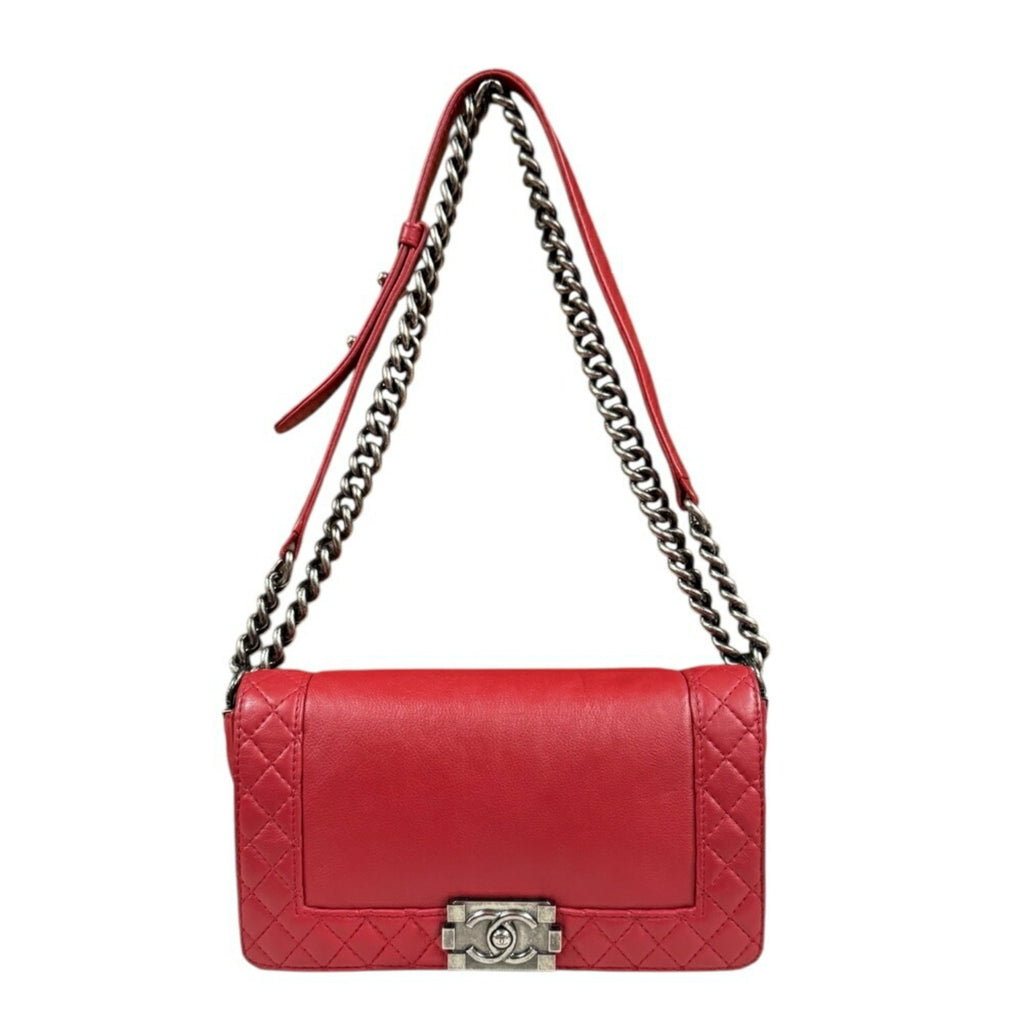 Chanel Boy Chanel Red Color Leather Shoulder Bag (Pre-Owned)