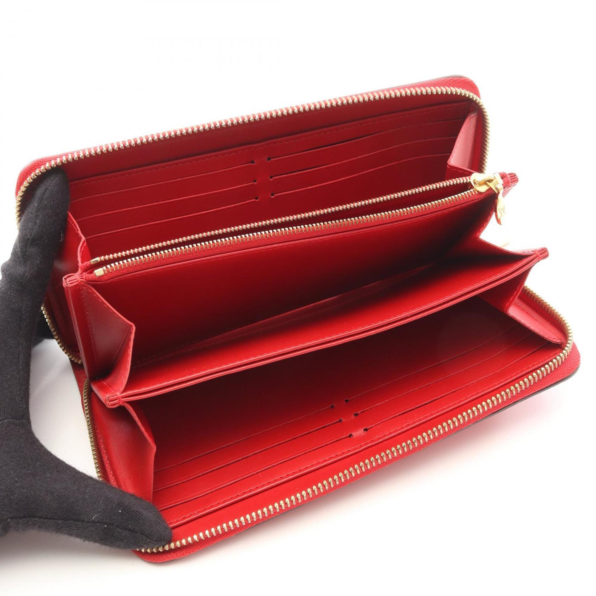 Louis Vuitton Cerise Red Color Vernis Leather Long Wallet (Bi-Fold) (Pre-Owned)