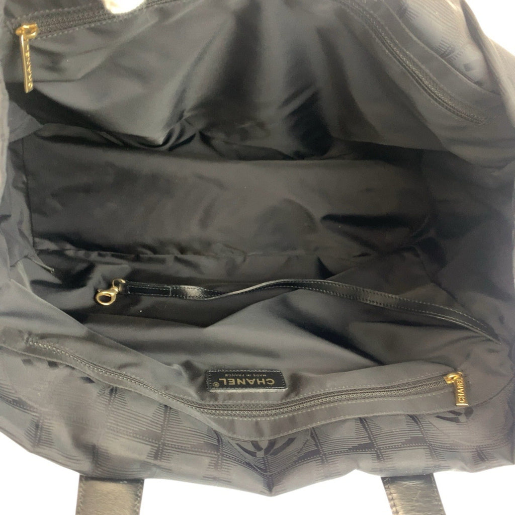 Chanel Black Nylon Leather Shoulder Bag Tote Bag (Pre-Owned)