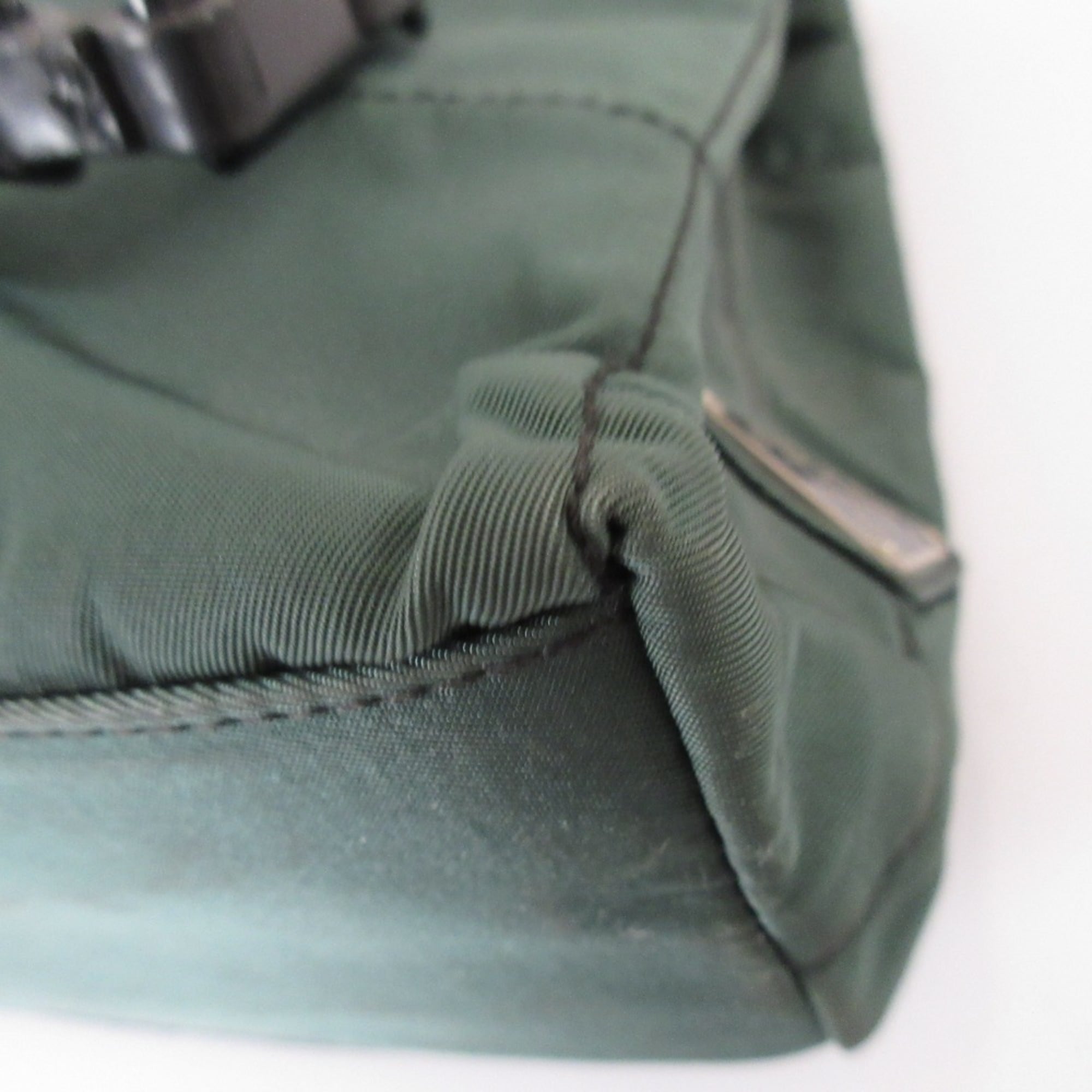 Prada Green Quilting Shoulder Bag (Pre-Owned)