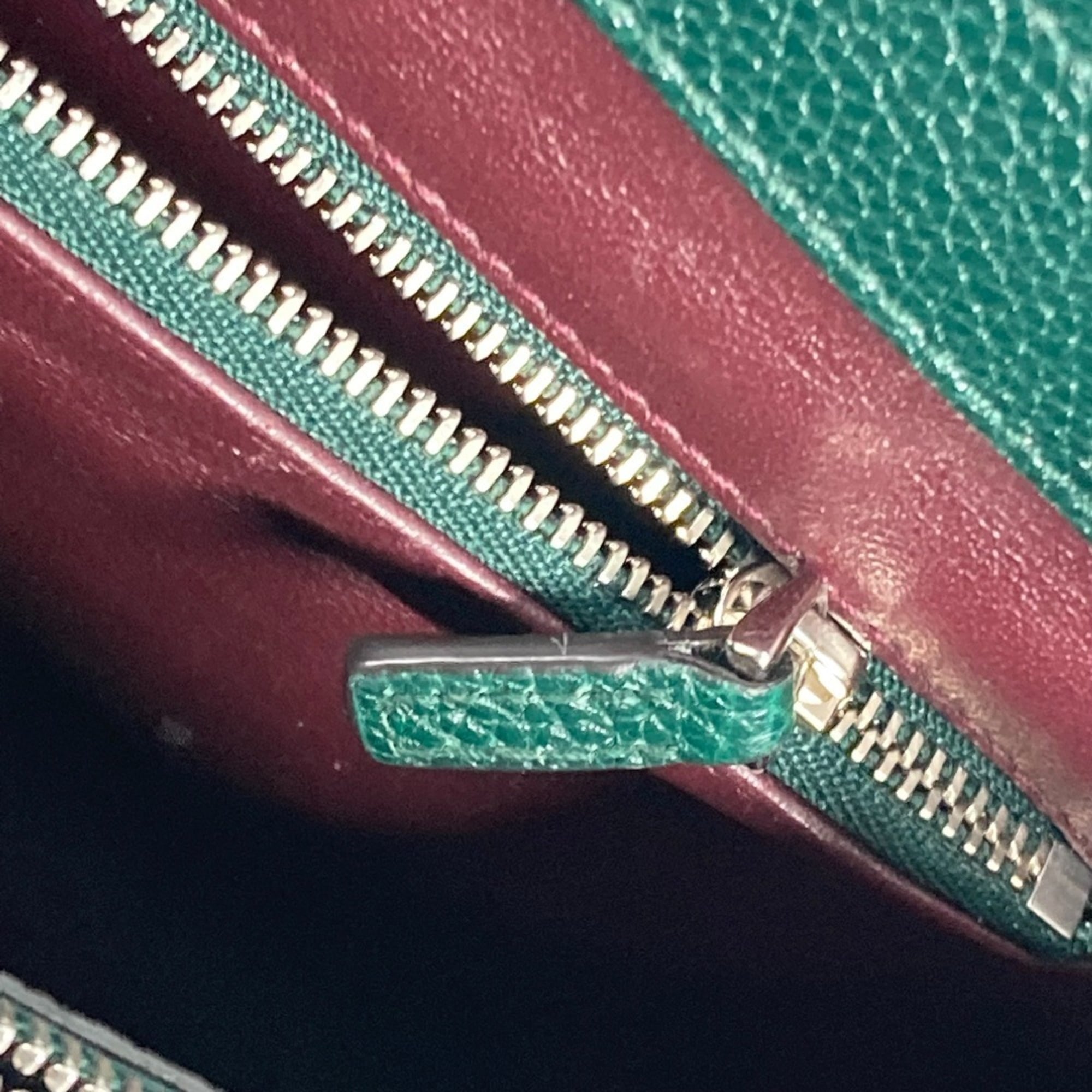 Gucci Green Leather Handbag Shoulder Bag (Pre-Owned)