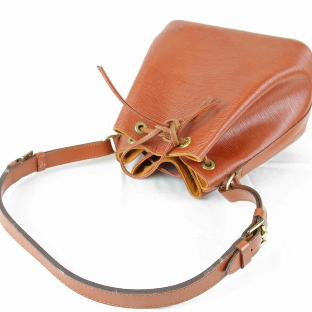 Louis Vuitton Brown Epi Leather Shoulder Bag (Pre-Owned)