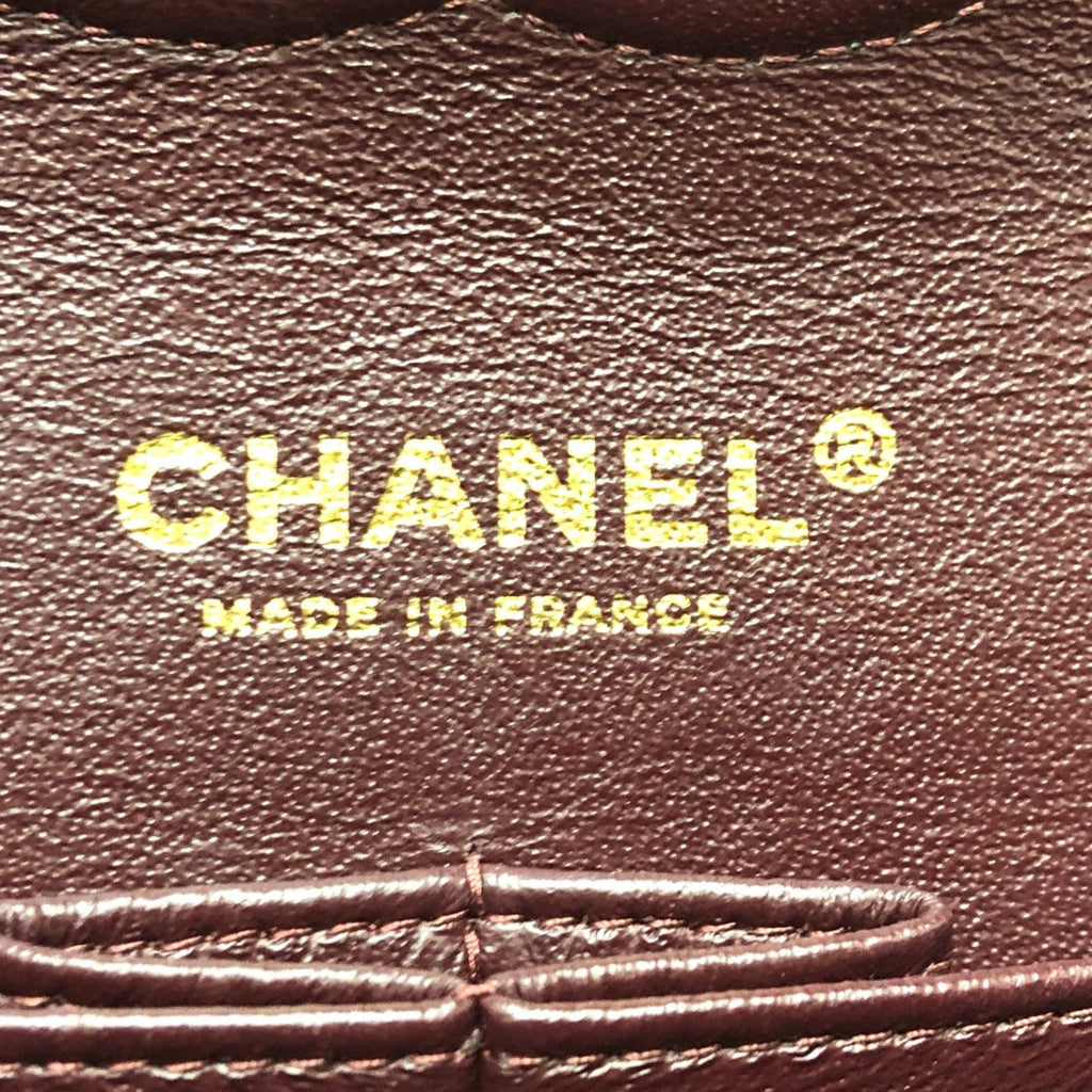 Chanel Black Leather Shoulder Bag (Pre-Owned)
