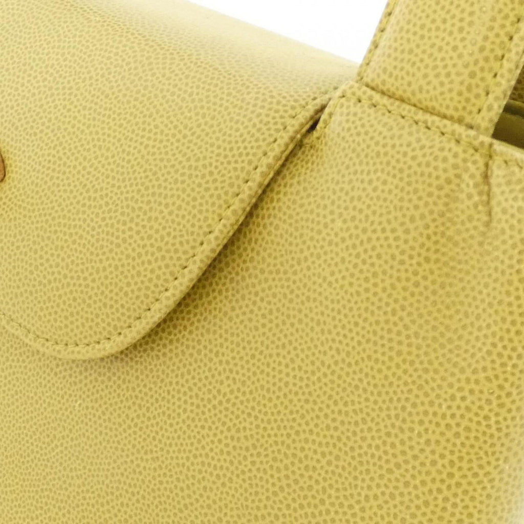 Chanel Green Grained Calfskin Handbag (Pre-Owned)