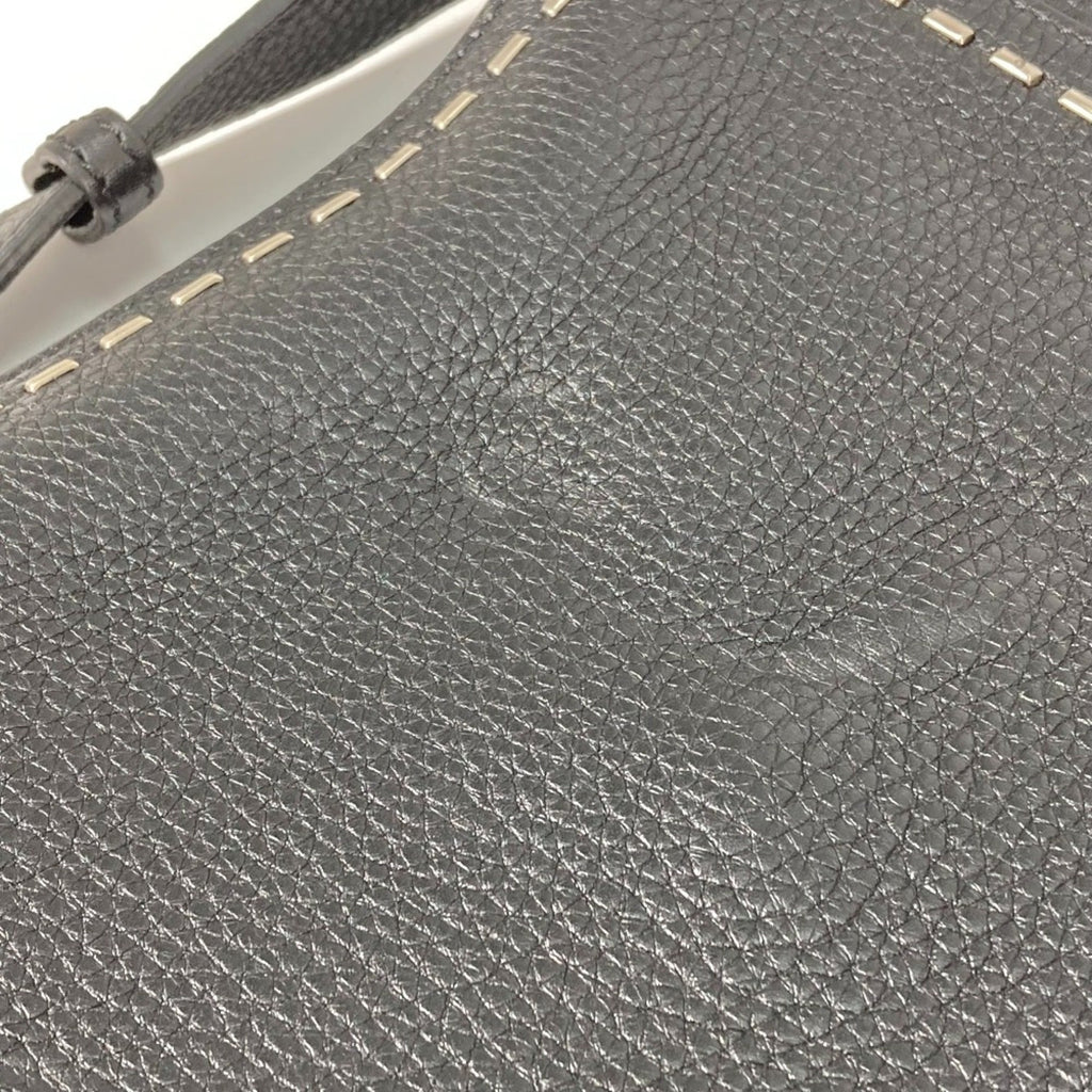 Fendi Black Leather Handbag (Pre-Owned)