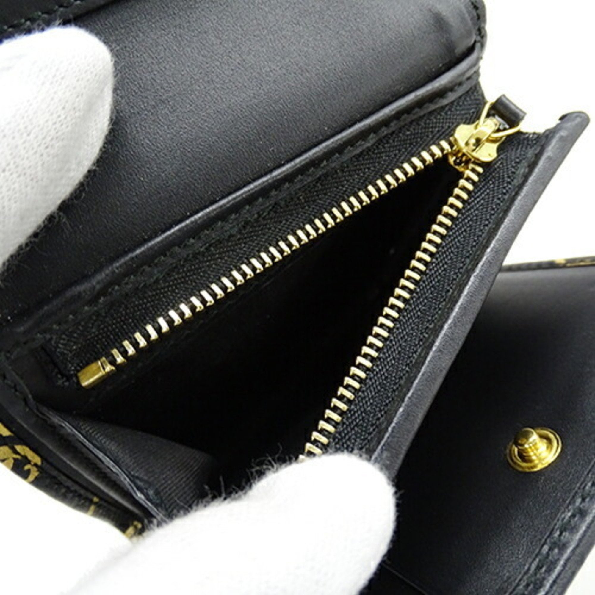 Gucci Gold Black Leather Wallet (Tri-Fold) (Pre-Owned)