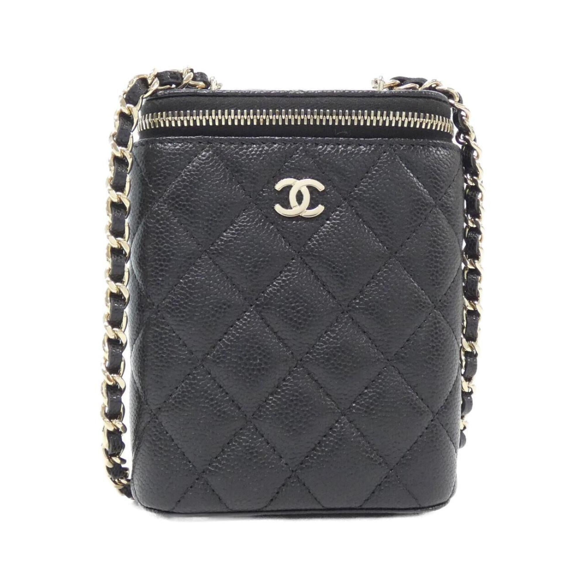 Chanel Black Grained Calfskin Shoulder Bag (Pre-Owned)