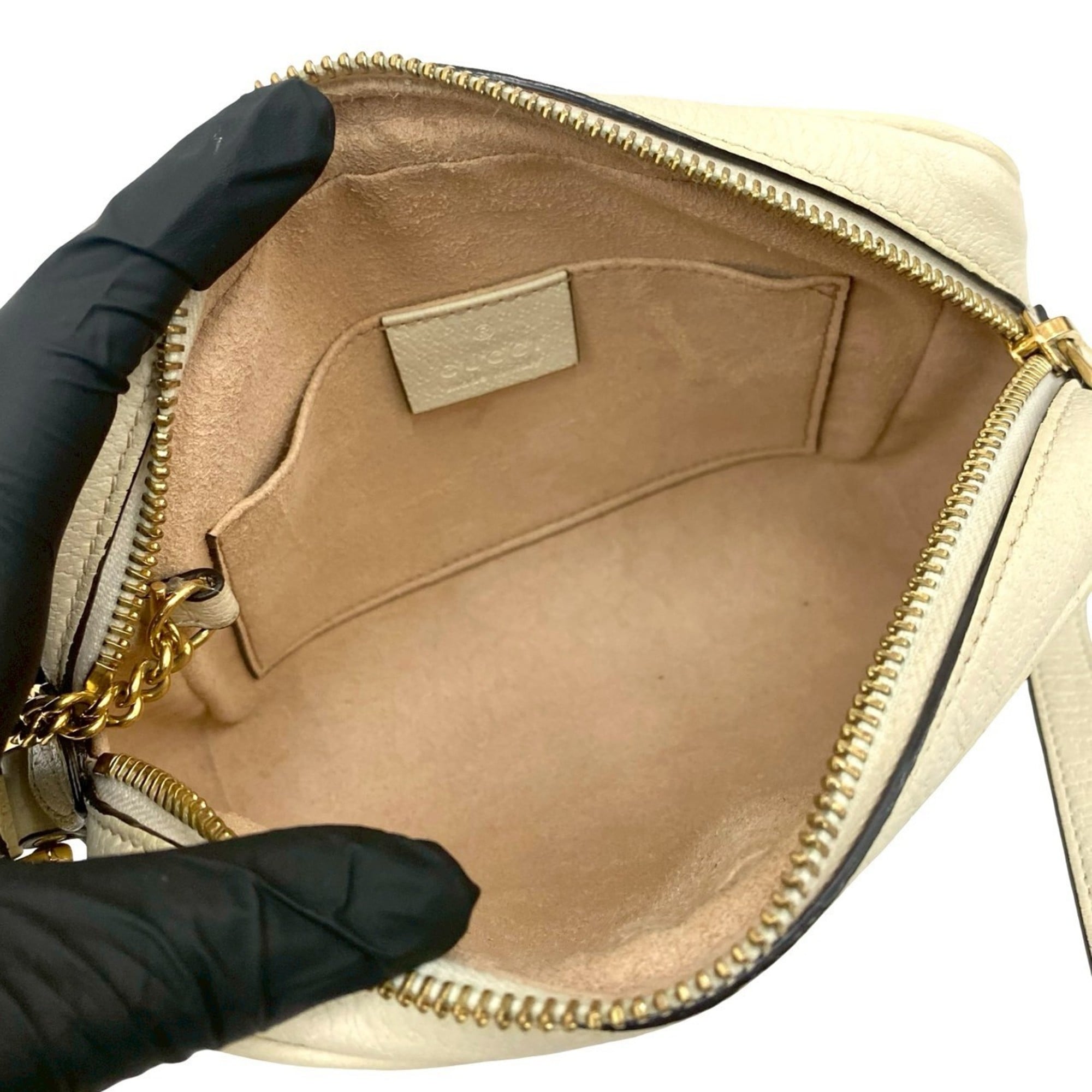 Gucci Navy Red Color White Leather Pochette Shoulder Bag (Pre-Owned)