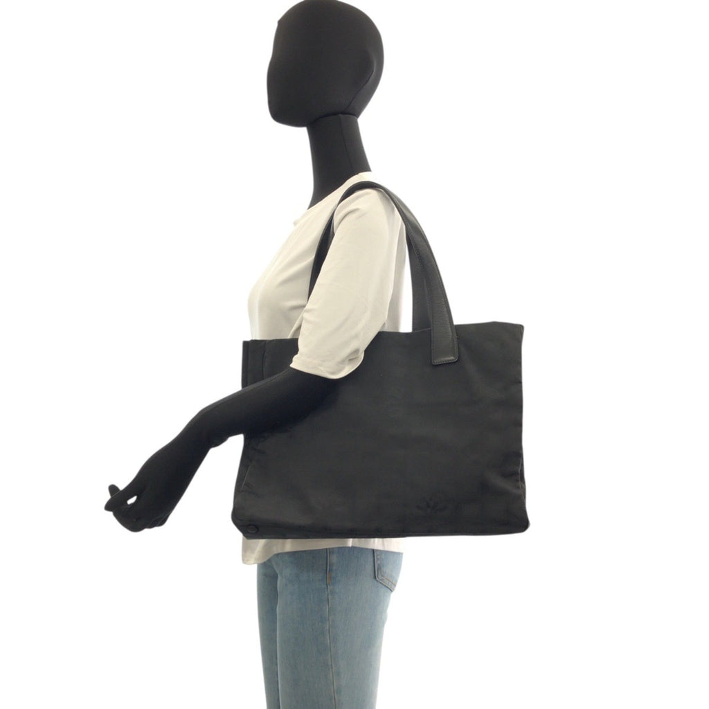 Chanel Black Nylon Leather Shoulder Bag Tote Bag (Pre-Owned)