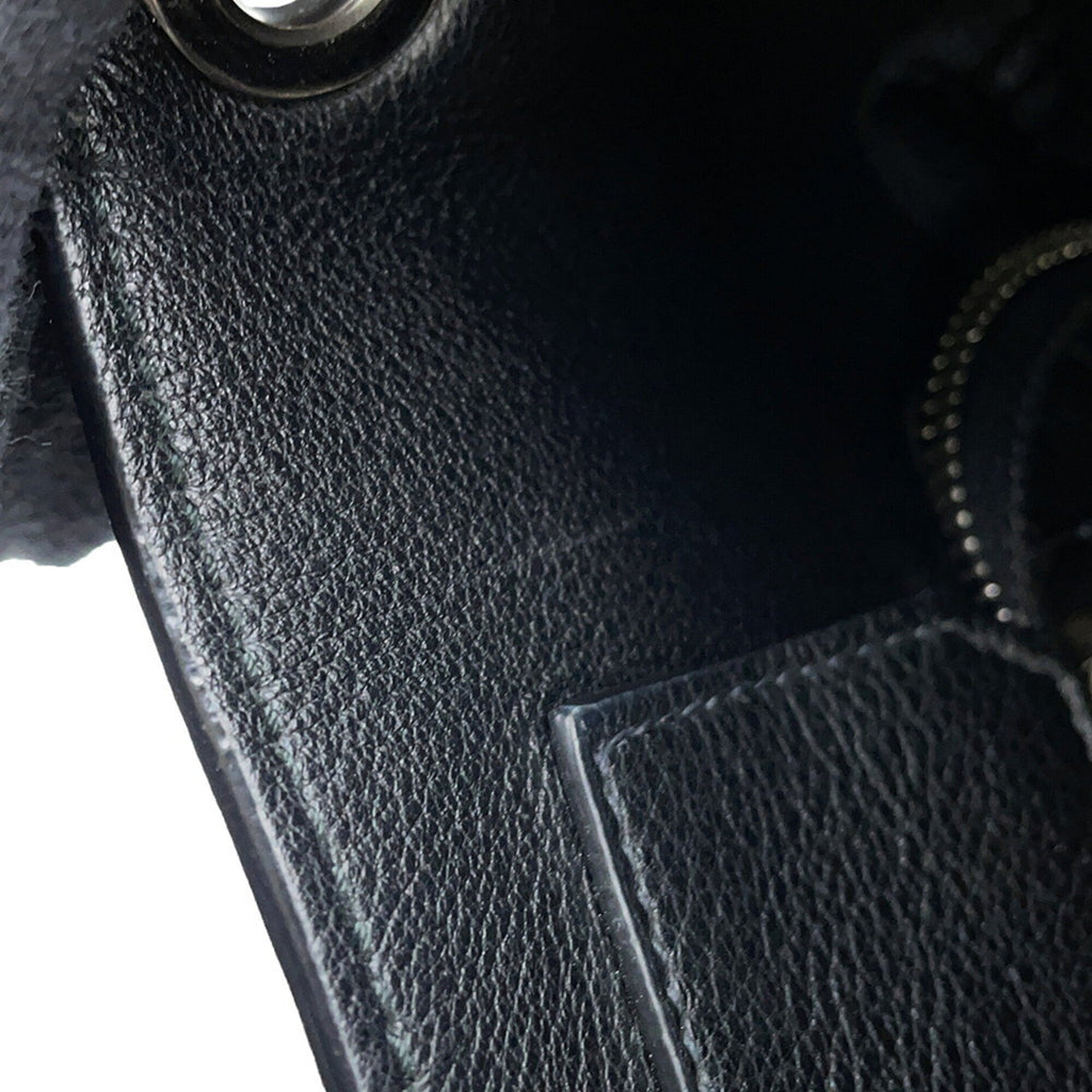 Prada Black Leather Handbag Shoulder Bag (Pre-Owned)