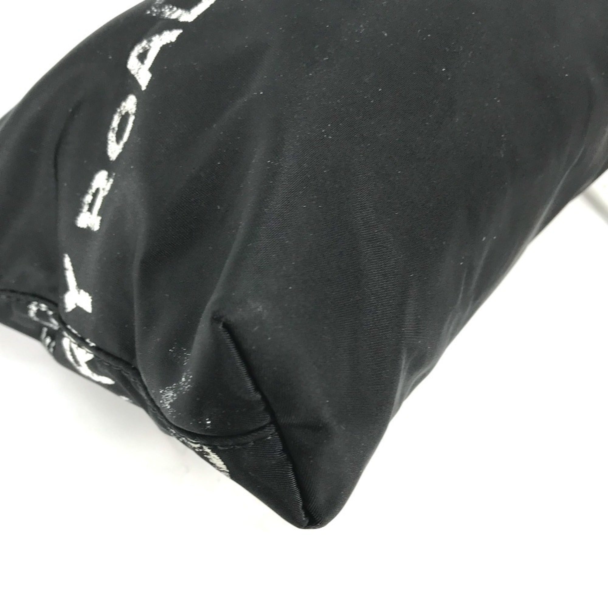 Burberry Black White Nylon Clutch Bag Pouch (Pre-Owned)