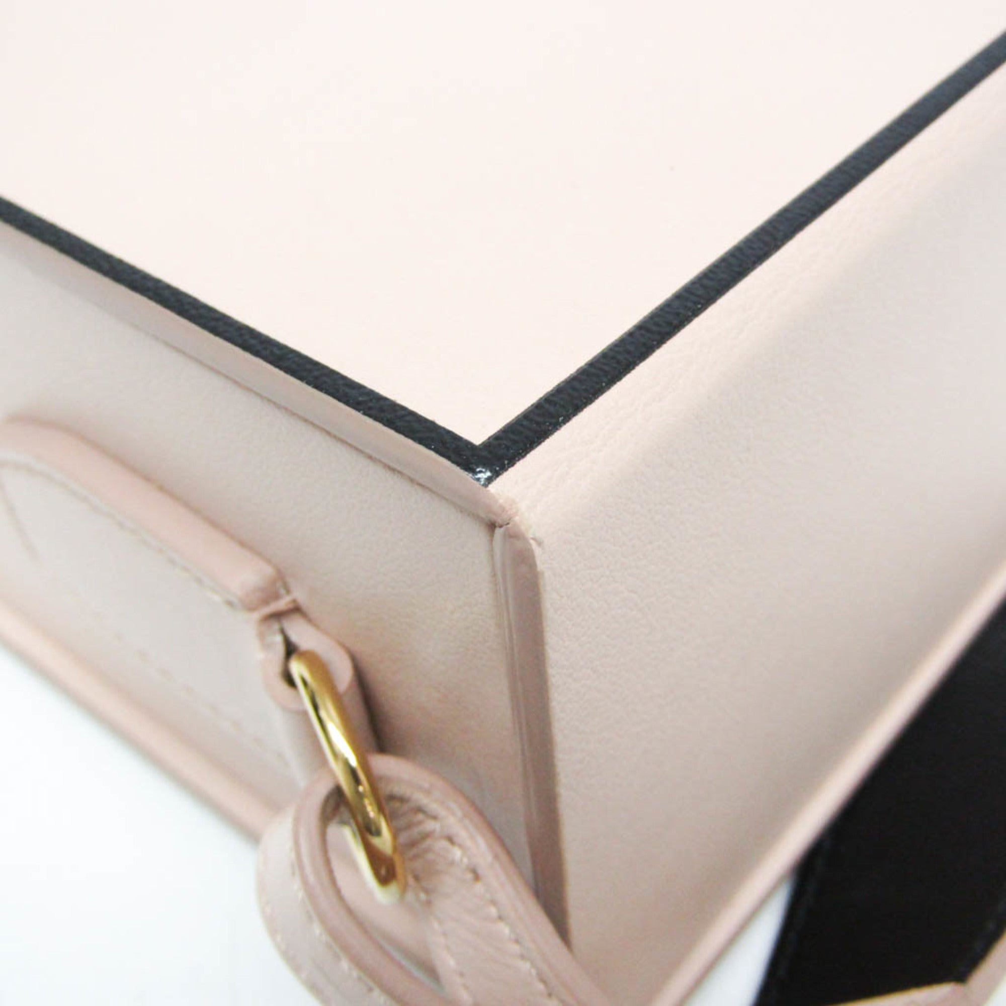Fendi Pink Leather Shoulder Bag (Pre-Owned)