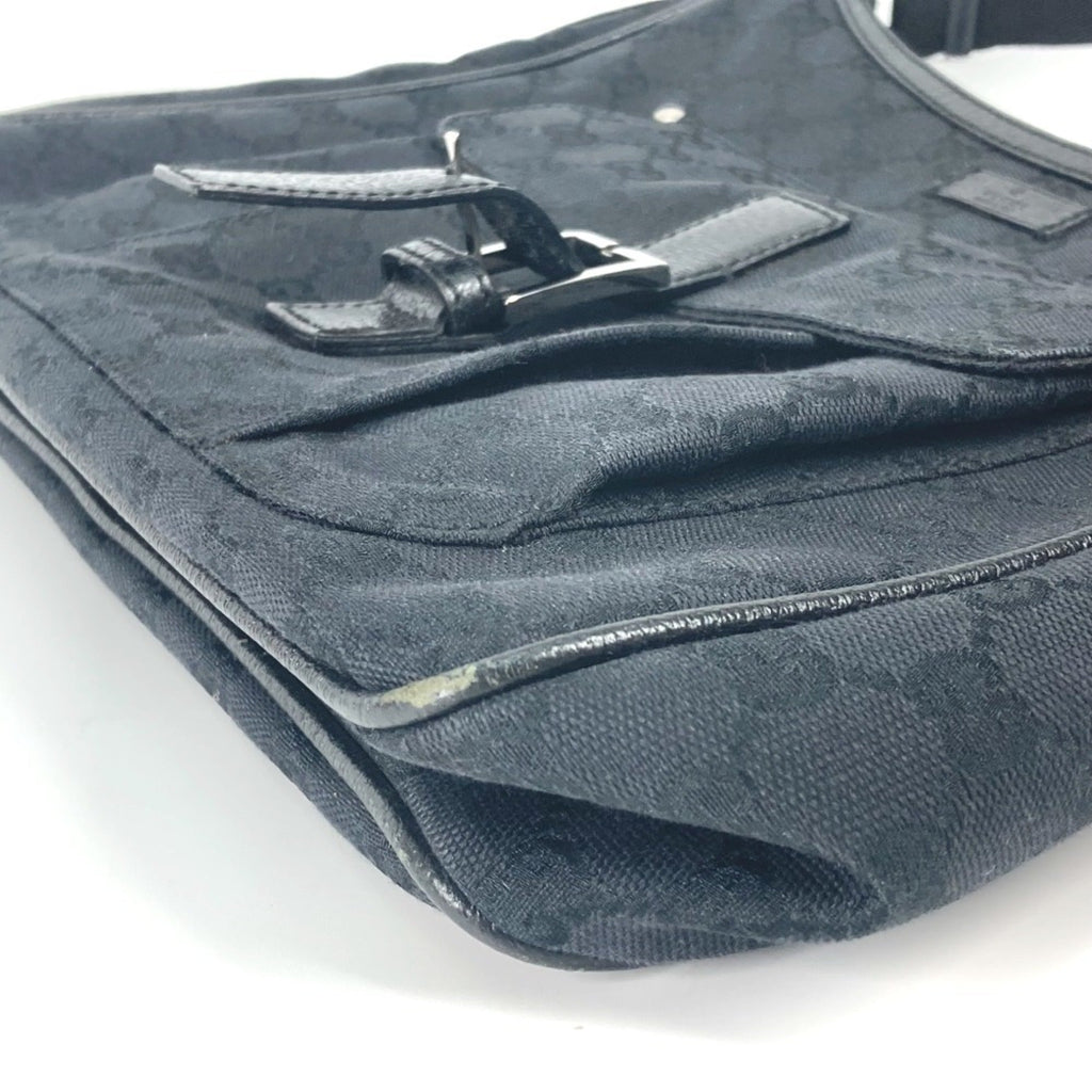 Gucci Black Gg Canvas Shoulder Bag (Pre-Owned)