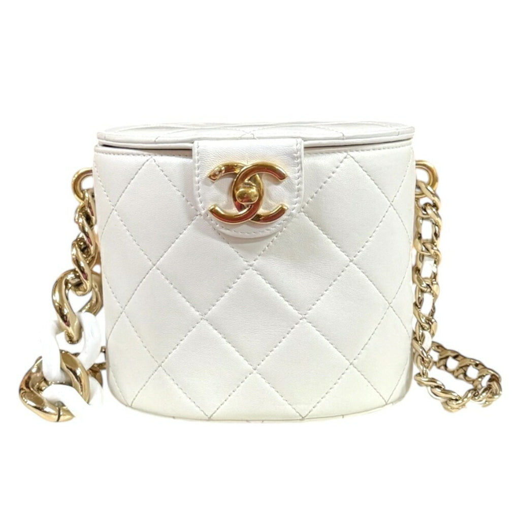 Chanel White Leather Shoulder Bag Vanity Bag (Pre-Owned)