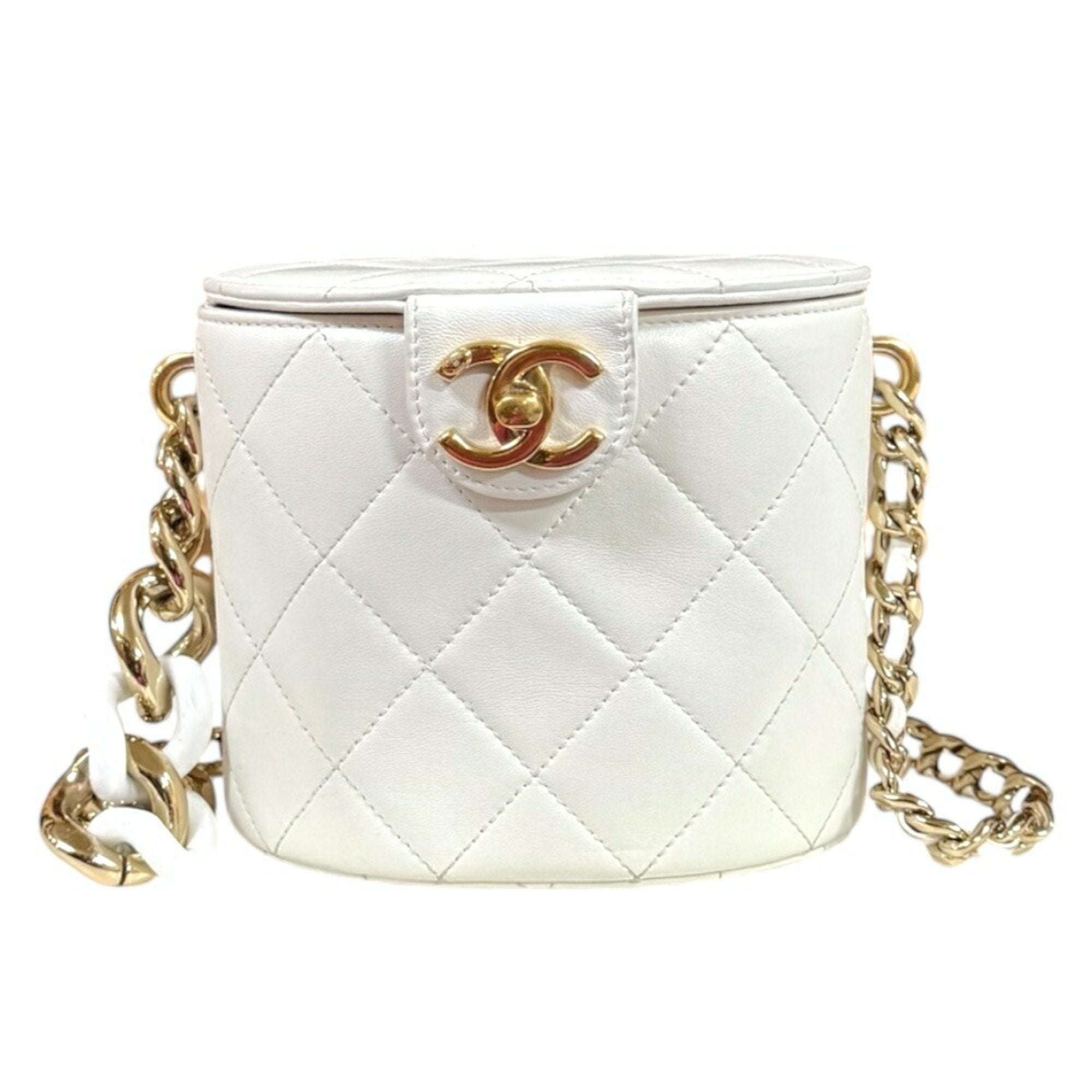 Chanel White Leather Shoulder Bag Vanity Bag (Pre-Owned)