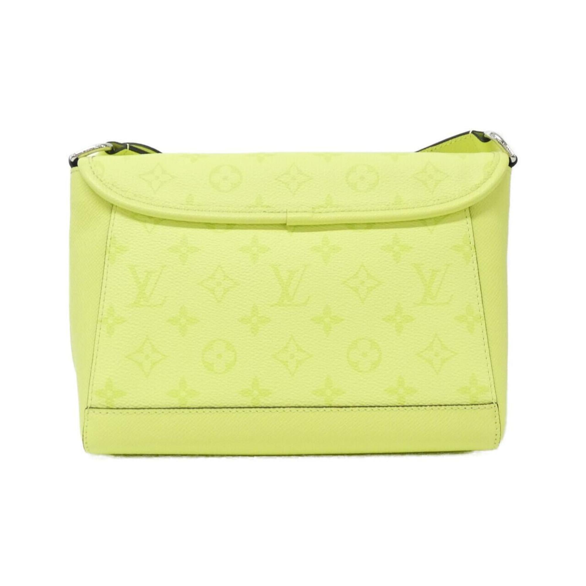 Louis Vuitton Taigarama Citron Jaune Coated Canvas Leather Handbag (Pre-Owned)