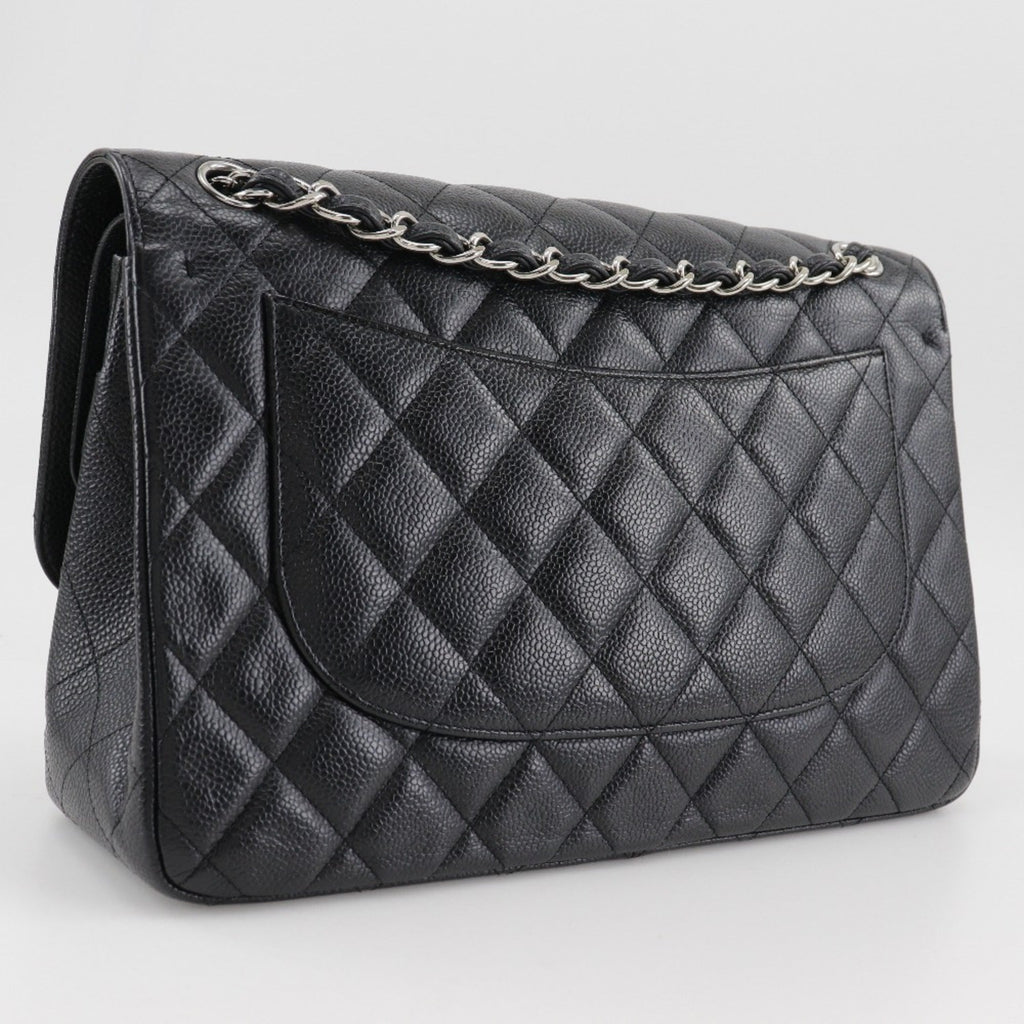 Chanel Black Caviar Leather Shoulder Bag (Pre-Owned)