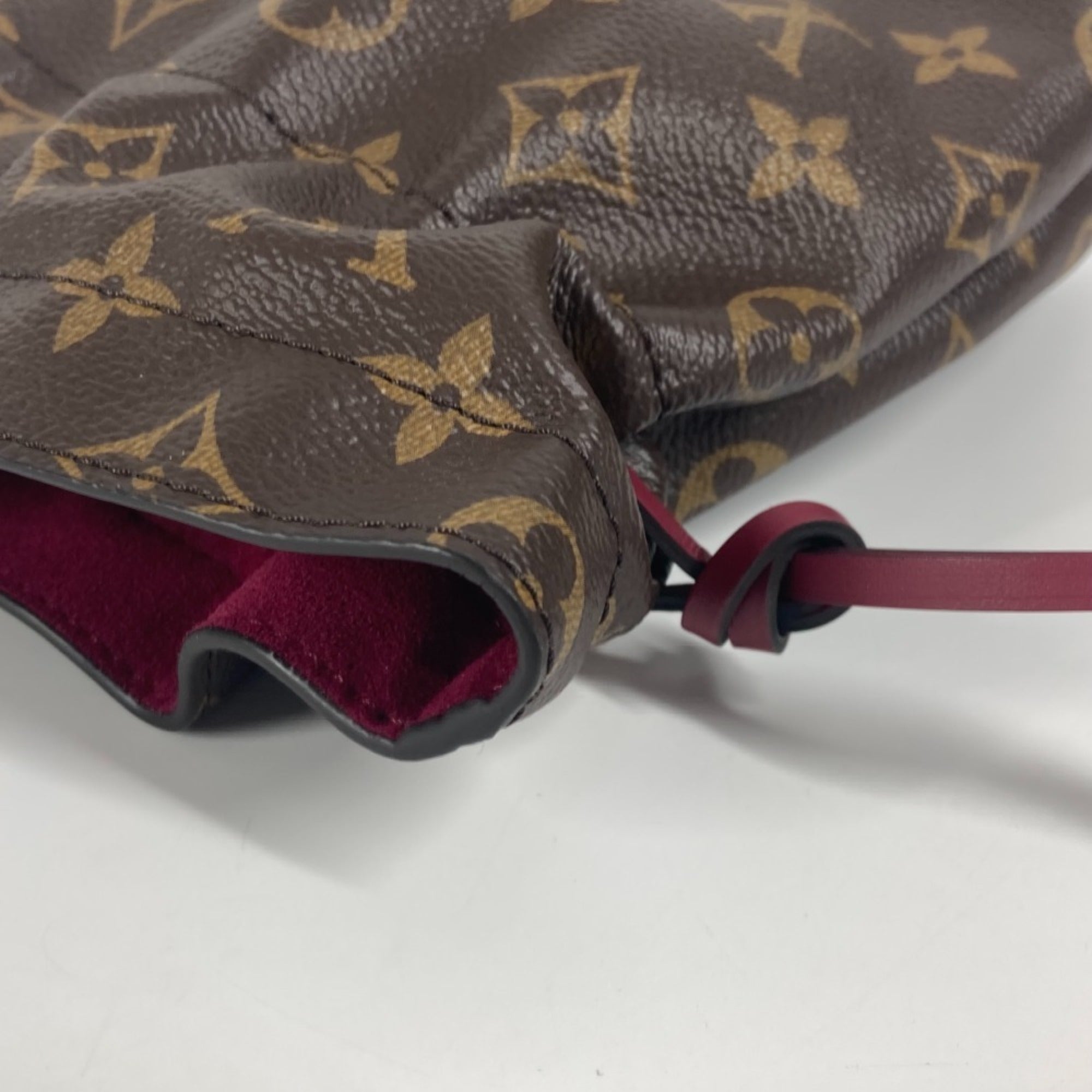 Louis Vuitton Brown Coated Canvas Pouch (Pre-Owned)