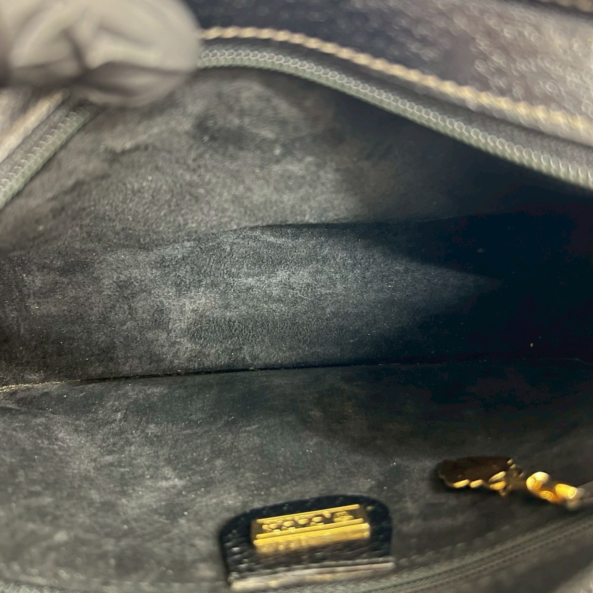 Gucci Black Leather Pochette Shoulder Bag (Pre-Owned)