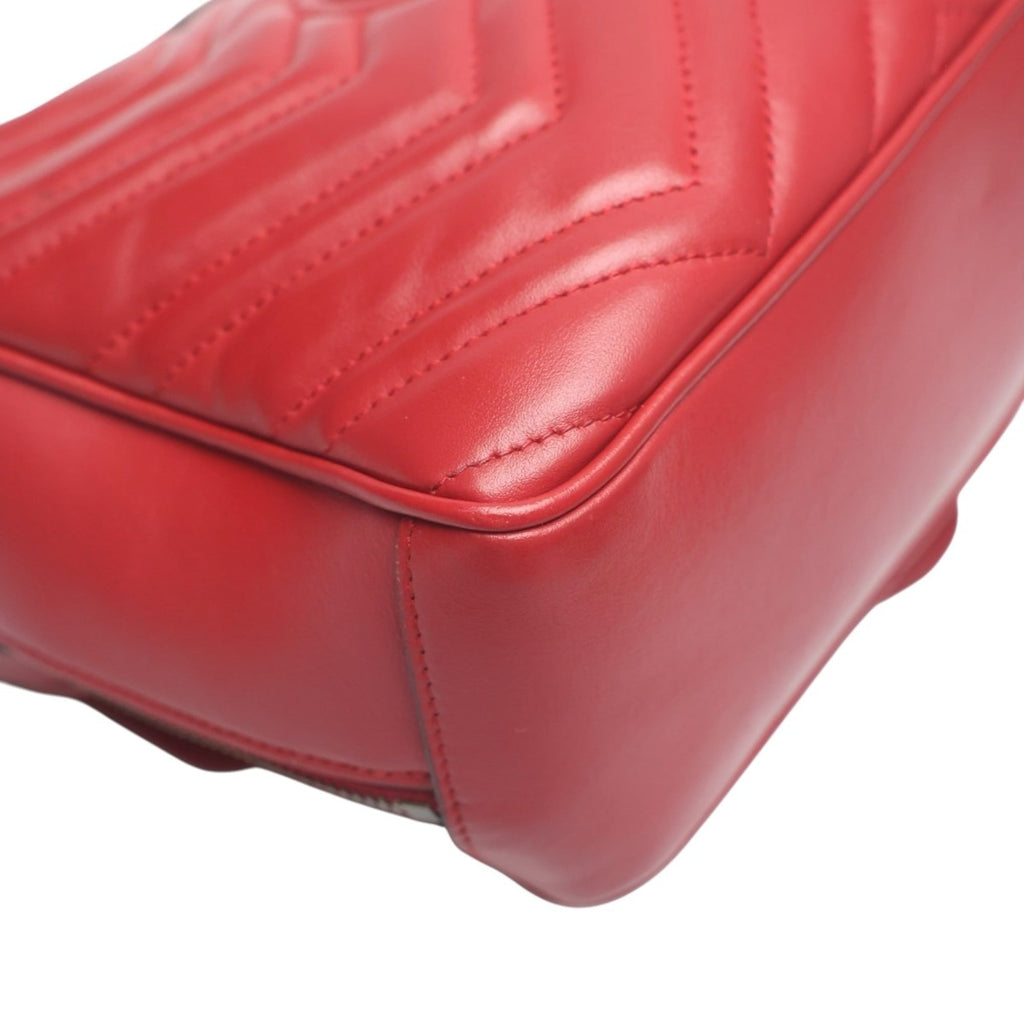 Gucci Red Color Leather Fanny Pack Sling Bag (Pre-Owned)