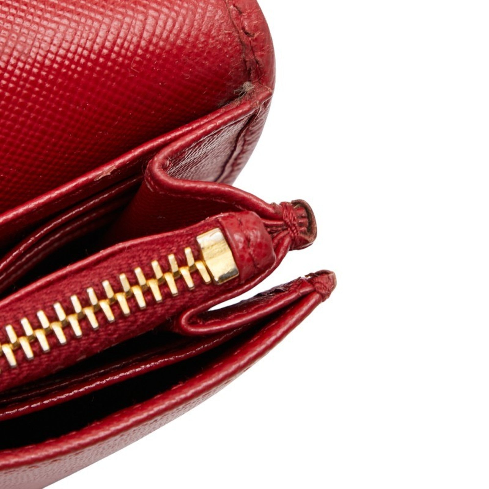 Prada Red Color Leather Shoulder Bag (Pre-Owned)