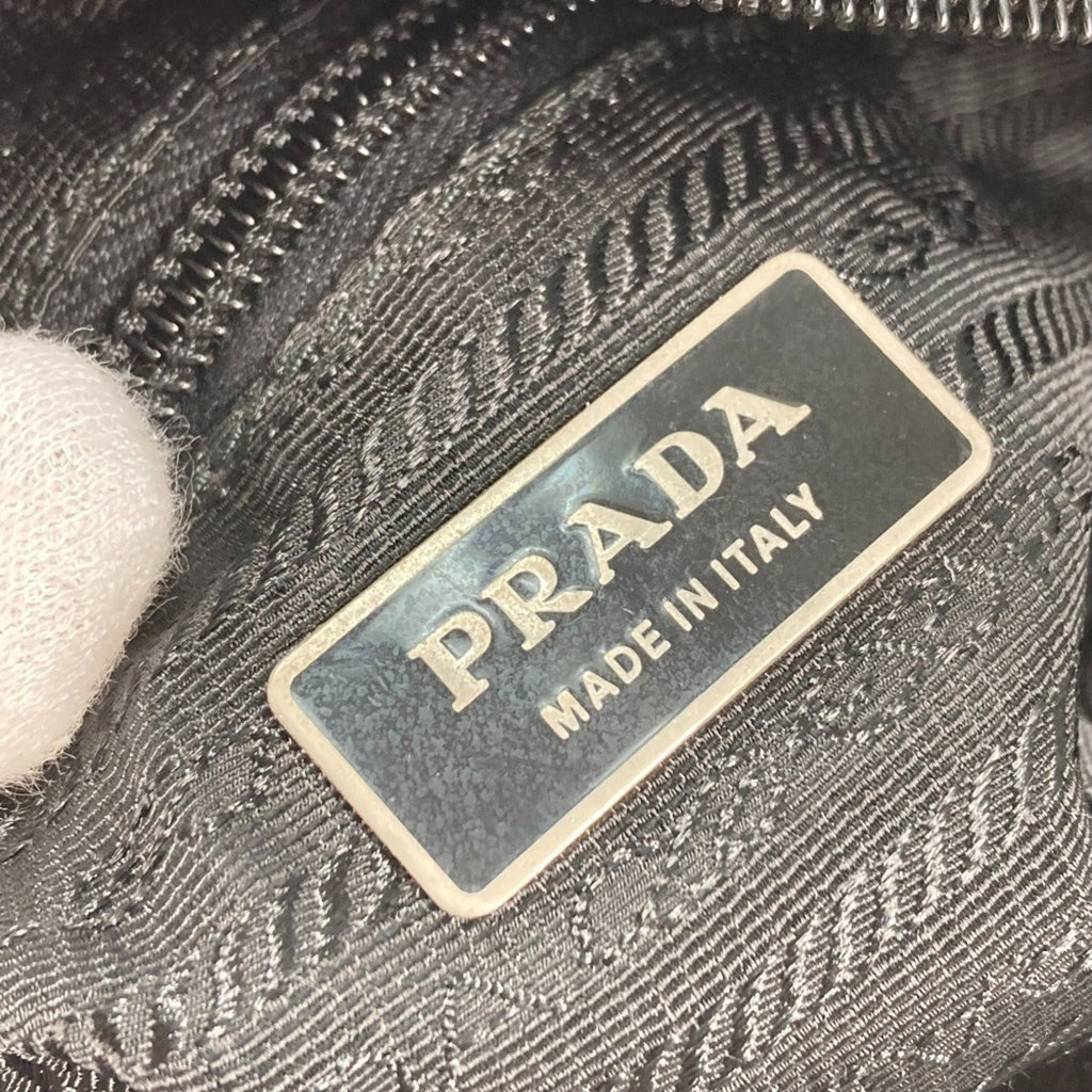 Prada Black Nylon Pochette Shoulder Bag (Pre-Owned)