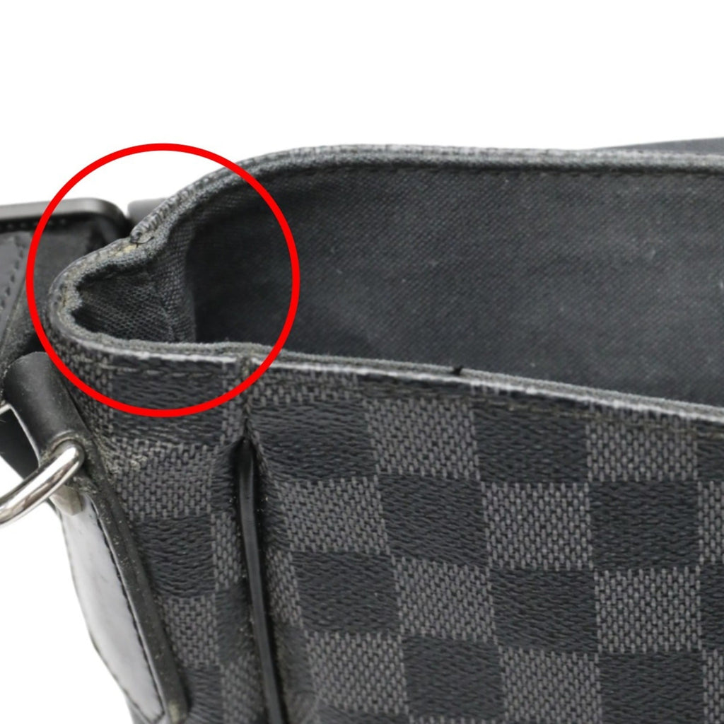 Louis Vuitton Damier Graphite Black Leather Shoulder Bag (Pre-Owned)