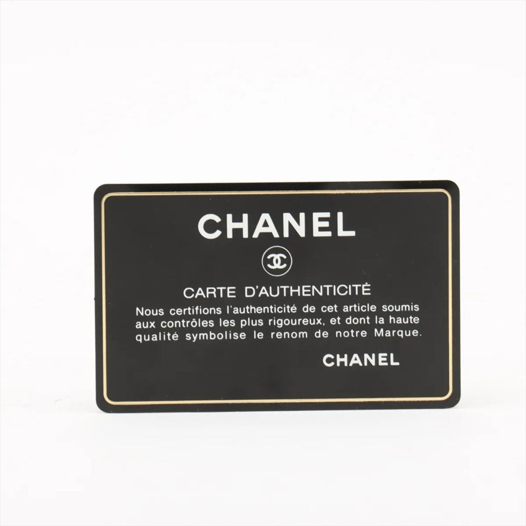 Chanel Matelasse Black Leather Shoulder Bag (Pre-Owned)