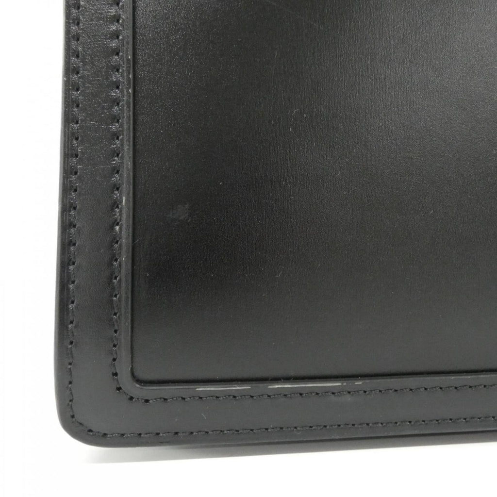 Louis Vuitton Black Leather Shoulder Bag (Pre-Owned)