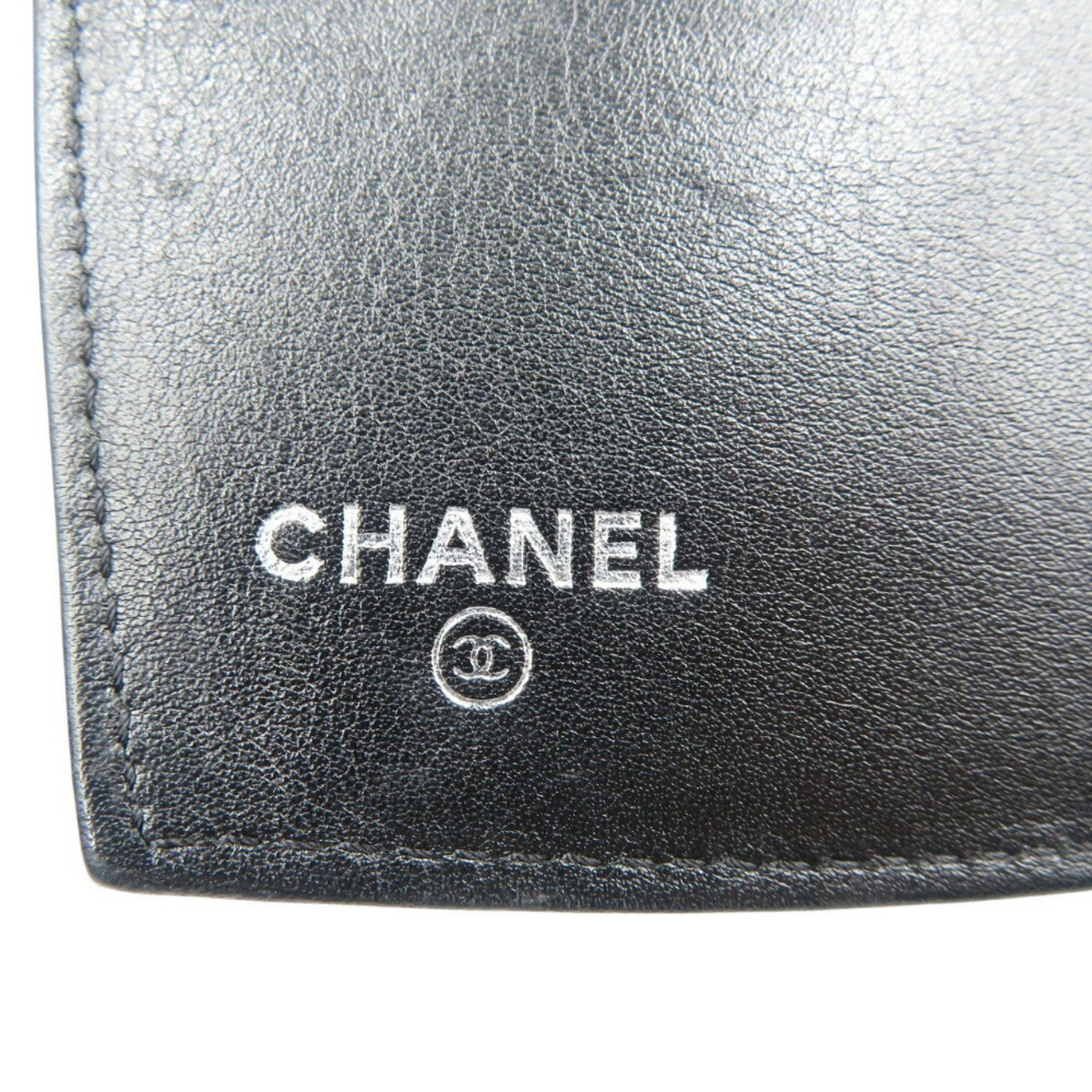 Chanel Black Yellow Patent Leather Wallet (Bi-Fold) (Pre-Owned)