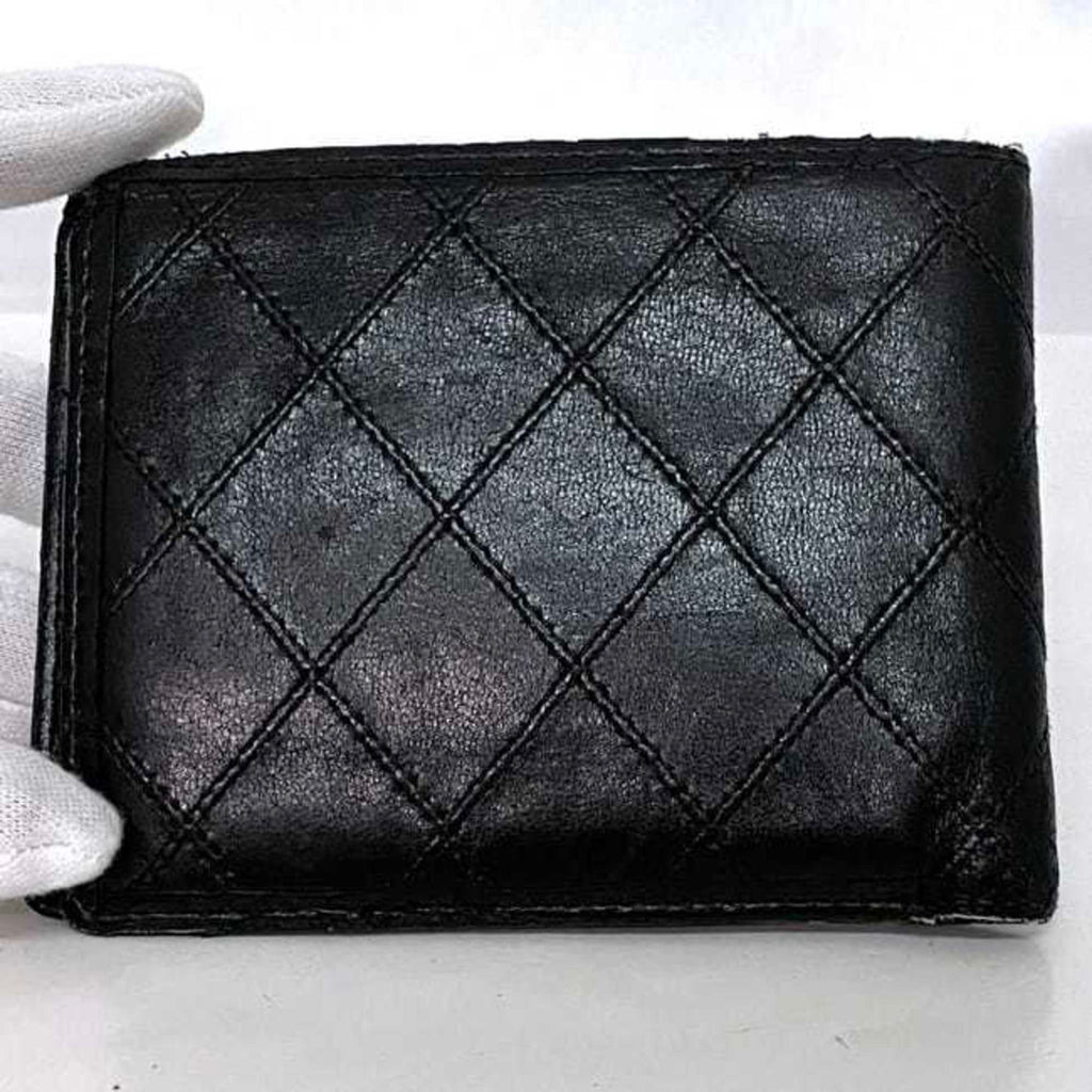 Chanel Black Leather Wallet (Bi-Fold) (Pre-Owned)