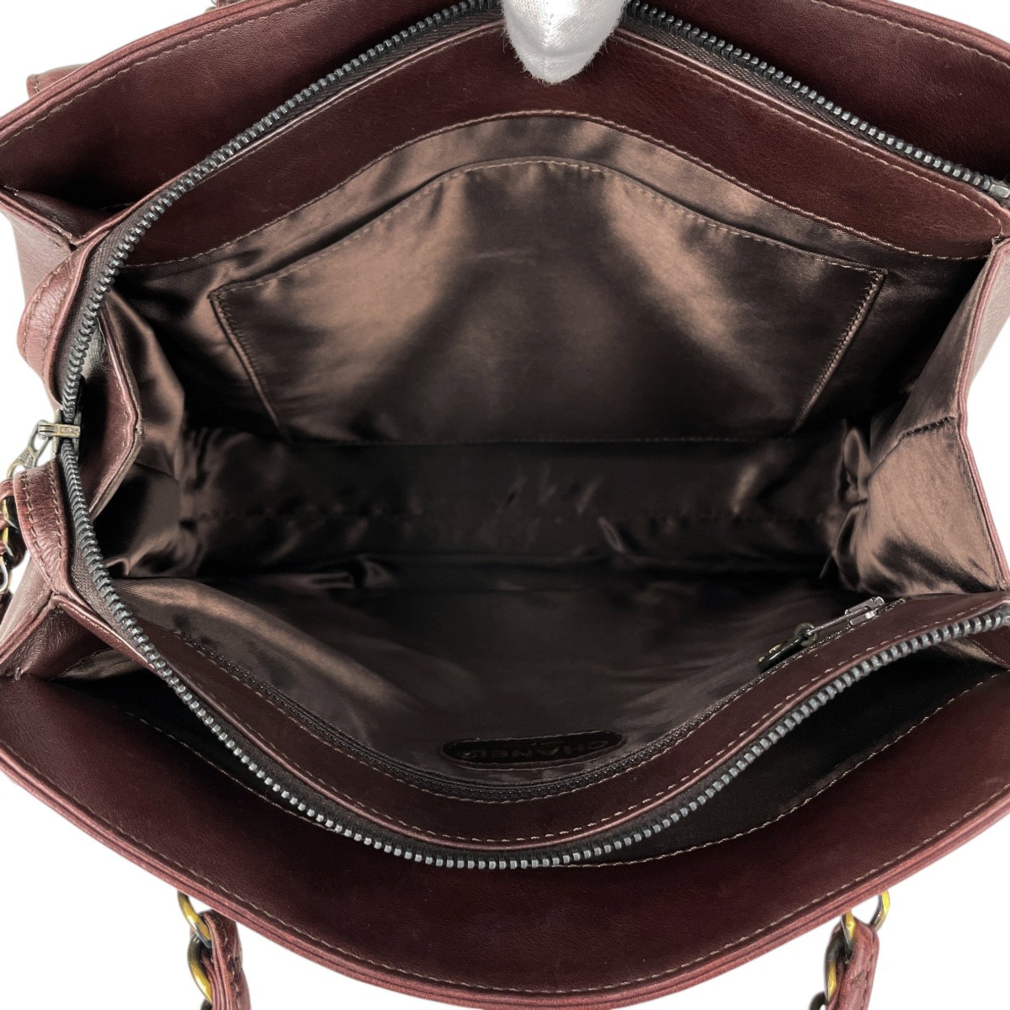 Chanel Brown Leather Handbag Tote Bag (Pre-Owned)