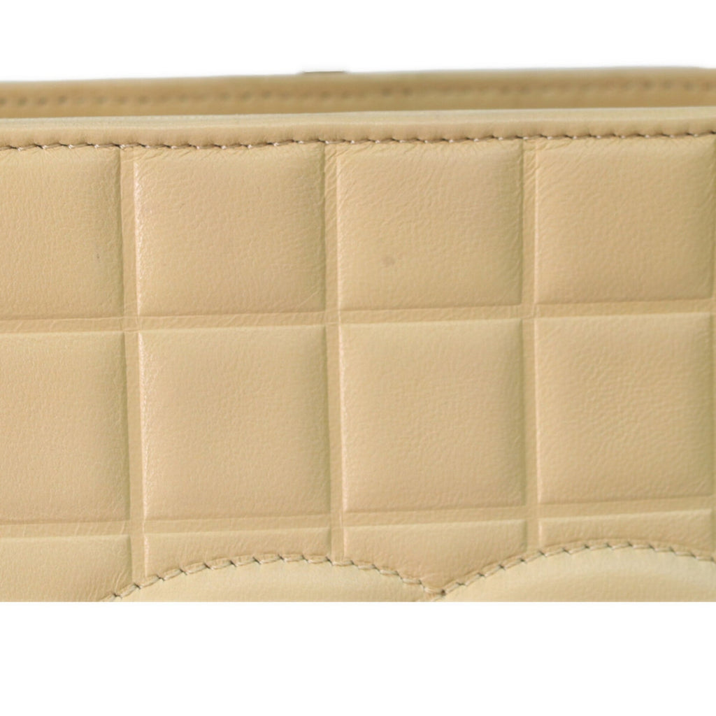 Chanel Chocolate Bar Beige Leather Handbag (Pre-Owned)