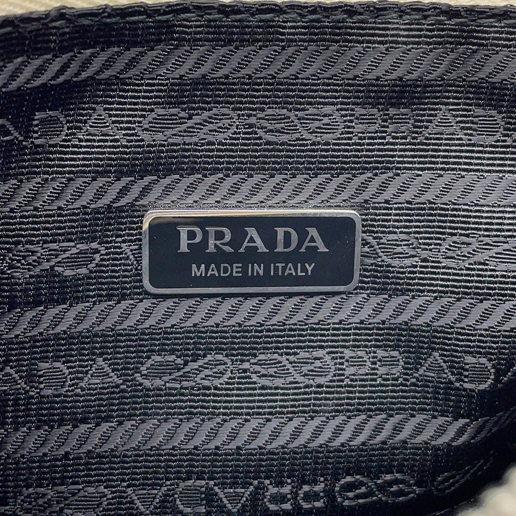 Prada White Leather Clutch Bag Handbag Pouch (Pre-Owned)
