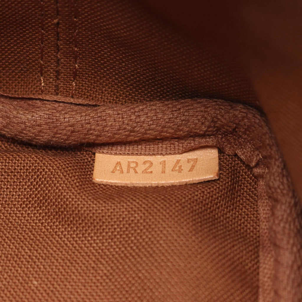 Louis Vuitton Brown Coated Canvas Shoulder Bag (Pre-Owned)