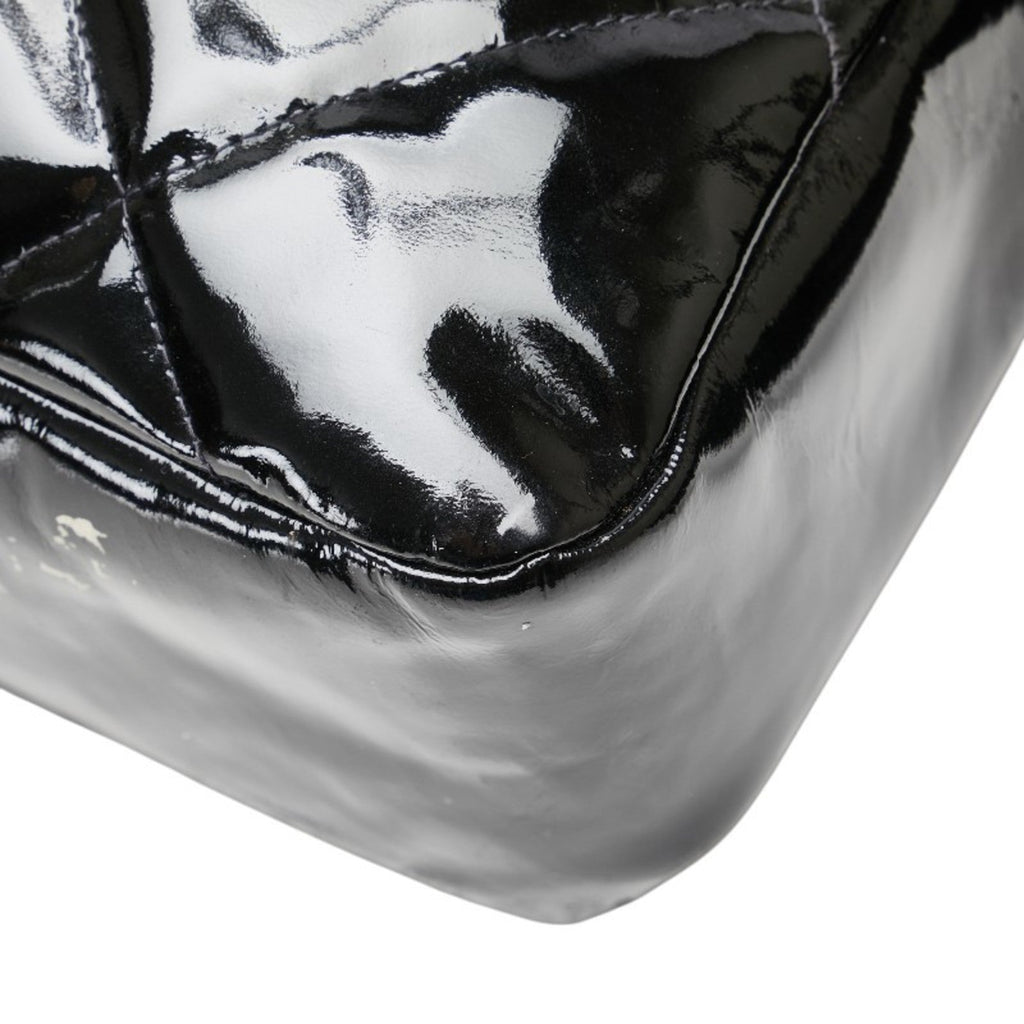 Chanel Black Patent Leather Shoulder Bag (Pre-Owned)