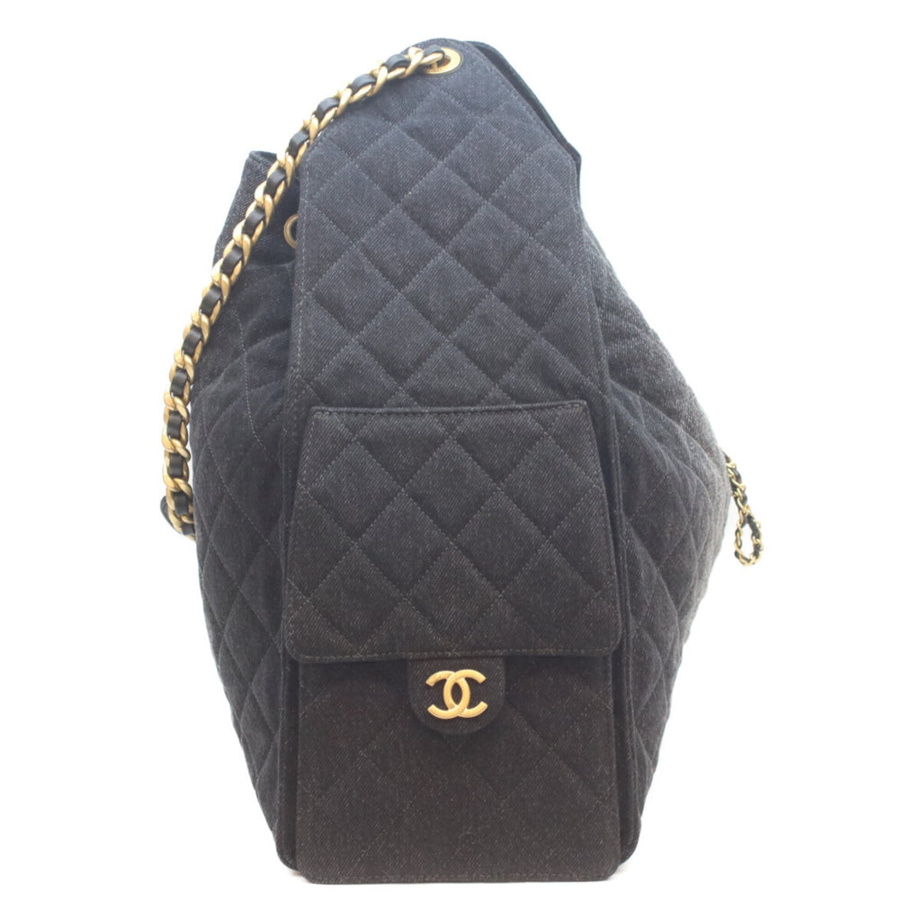 Chanel Black Denim Shoulder Bag (Pre-Owned)