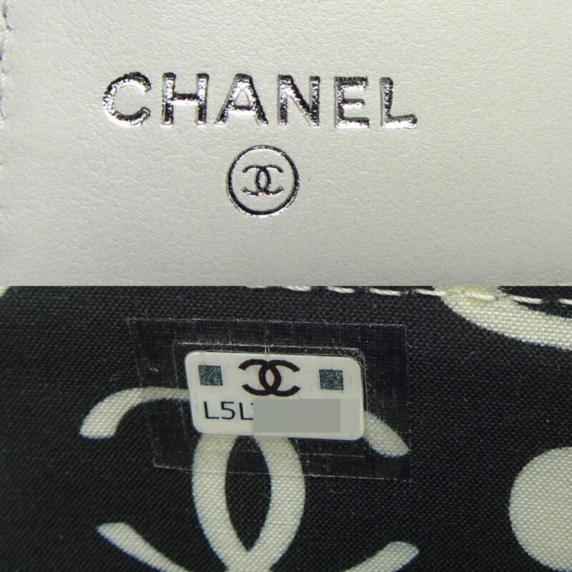 Chanel White Grained Calfskin Wallet (Tri-Fold) (Pre-Owned)