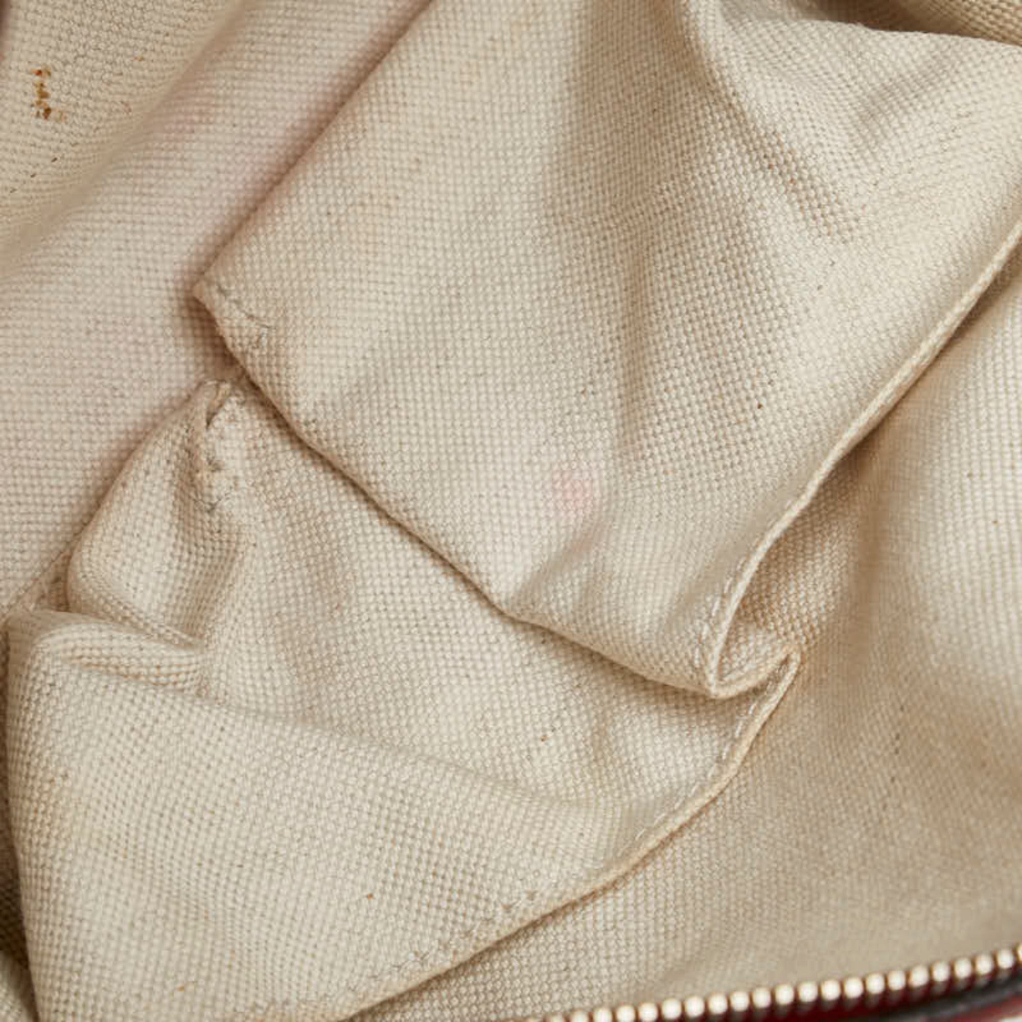 Gucci Red Color Handbag Shoulder Bag (Pre-Owned)