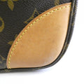 Louis Vuitton Marron Coated Canvas Shoulder Bag (Pre-Owned)
