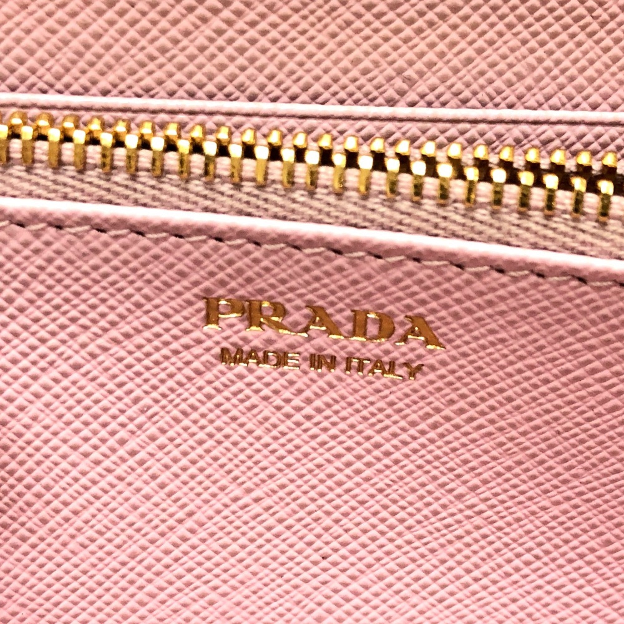 Prada Pink Other Long Wallet (Bi-Fold) (Pre-Owned)