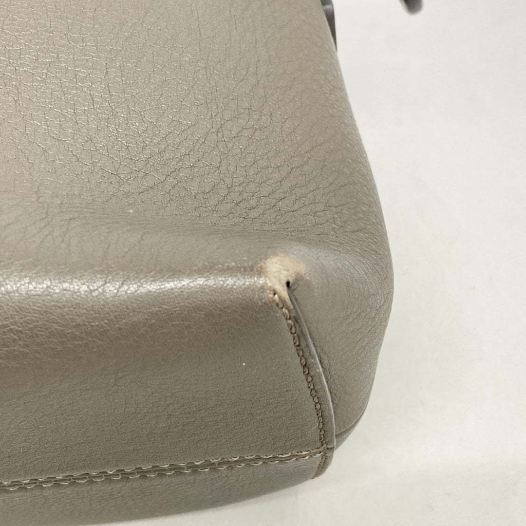 Fendi Gray Leather Handbag (Pre-Owned)