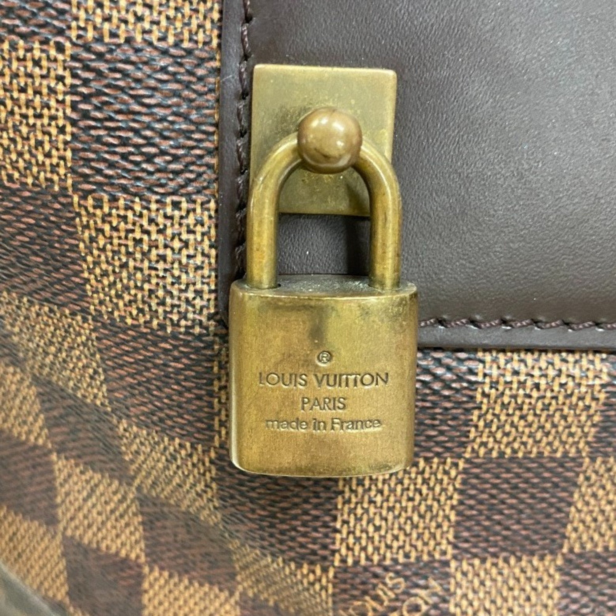 Louis Vuitton Damier Brown Red Color Leather Handbag (Pre-Owned)